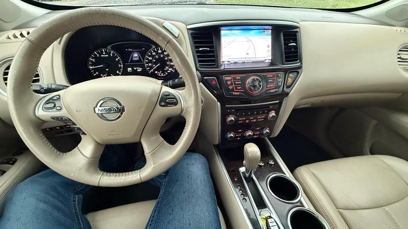 Nissan Pathfinder Platinum 2WD 2014
