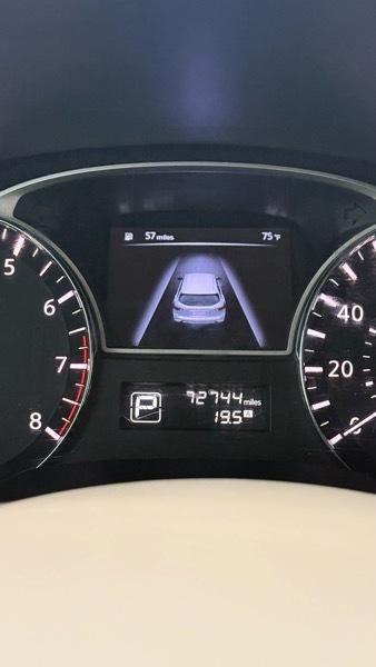 Nissan Pathfinder Platinum 2WD 2014