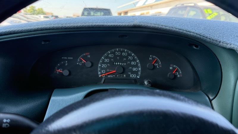 Ford F-150 XL Reg. Cab 2WD 1998