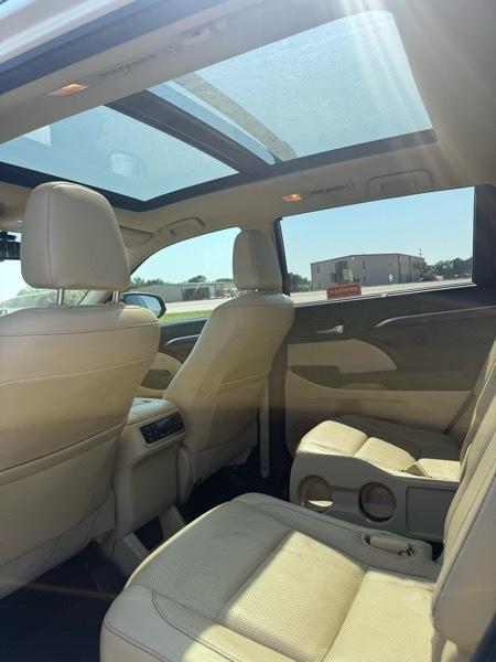 Toyota Highlander Limited AWD V6 2014