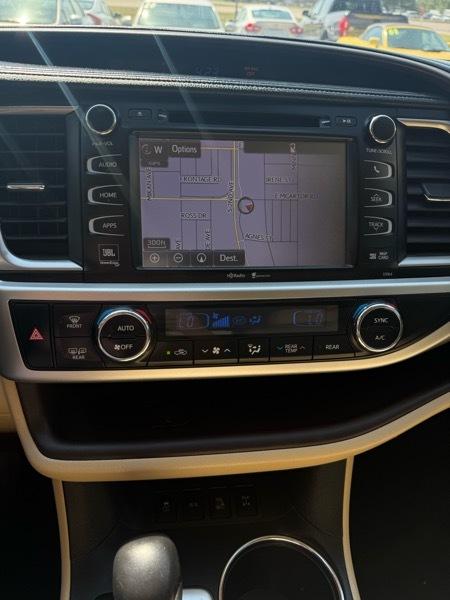 Toyota Highlander Limited AWD V6 2014