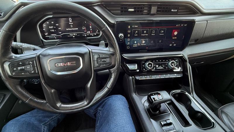 GMC Sierra 1500 AT4 Crew Cab 4WD 2023