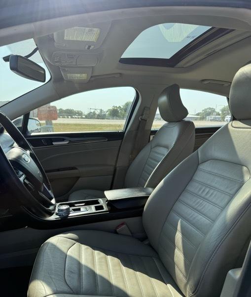 Ford Fusion SE 2017