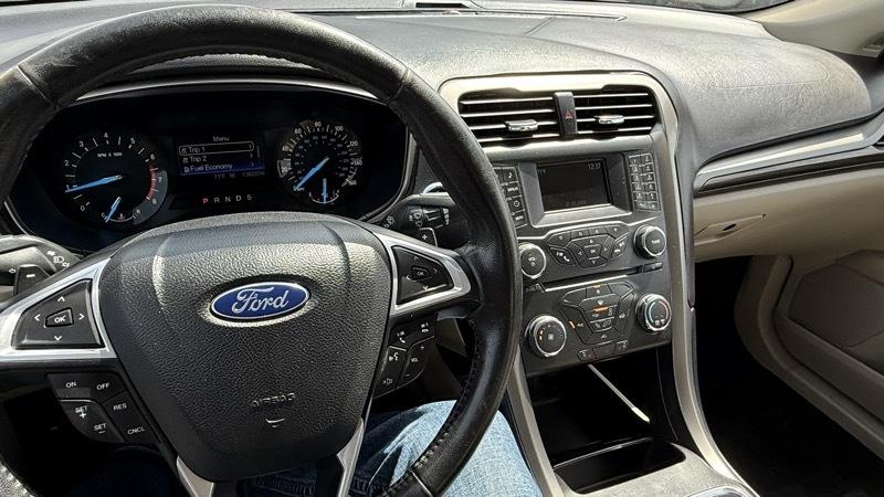 Ford Fusion SE 2017
