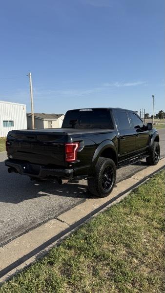Ford F-150 Raptor SuperCrew 4WD 2017