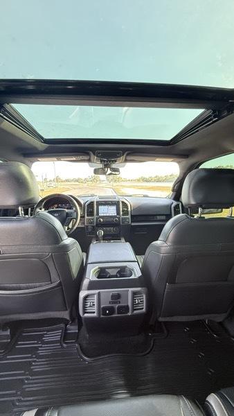 Ford F-150 Raptor SuperCrew 4WD 2017
