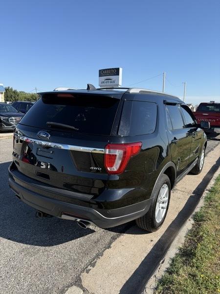 Ford Explorer XLT 4WD 2018