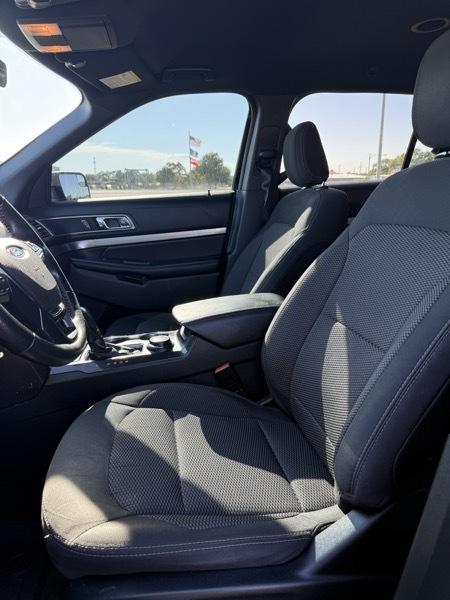 Ford Explorer XLT 4WD 2018