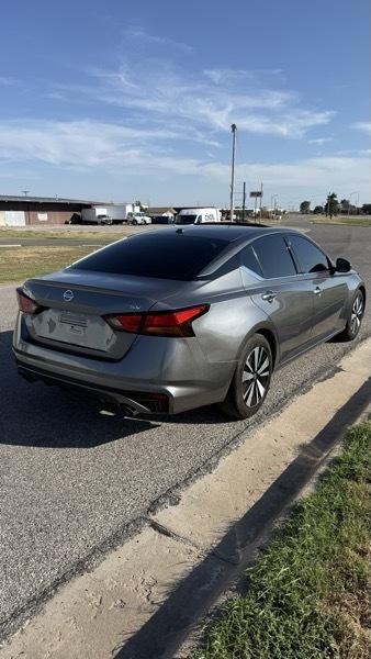 Nissan Altima 2.5 SV 2020