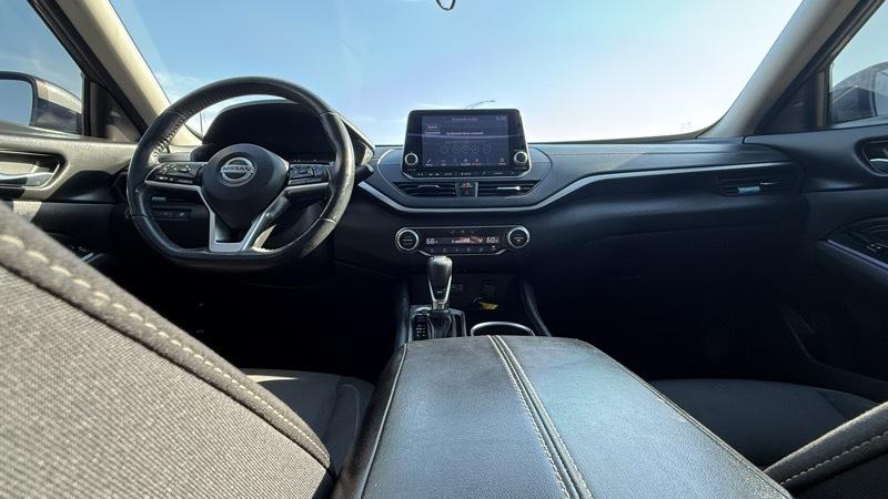 Nissan Altima 2.5 SV 2020