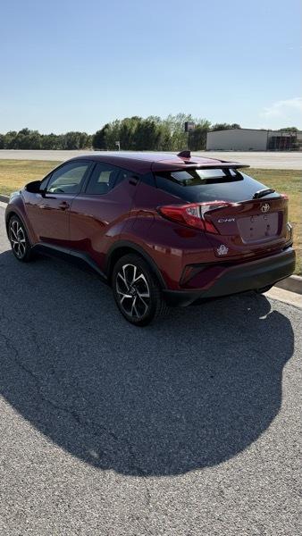 Toyota C-HR XLE 2019