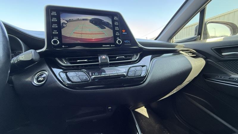 Toyota C-HR XLE 2019