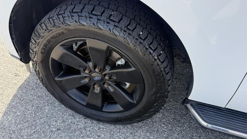 Ford Expedition MAX XLT 4WD 2020