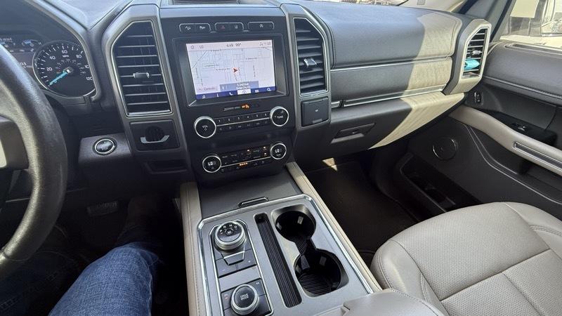 Ford Expedition MAX XLT 4WD 2020