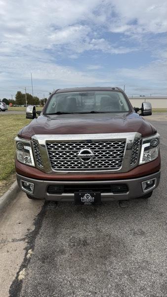Nissan Titan XD 4x4 Diesel Crew Cab Platinum Reserve 2016