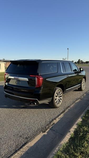 GMC Yukon XL Denali 4WD 2021