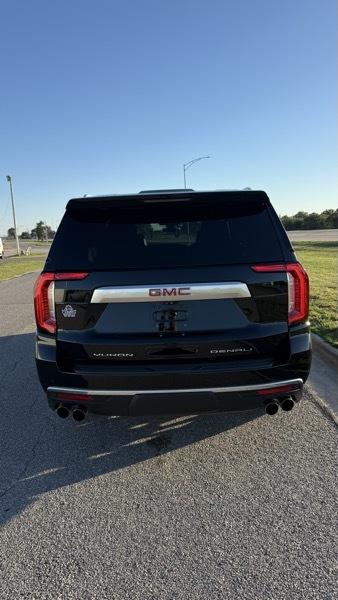 GMC Yukon XL Denali 4WD 2021