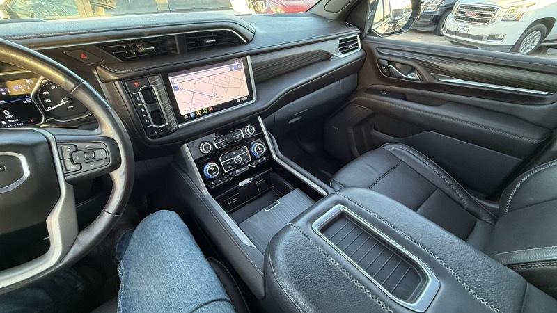 GMC Yukon XL Denali 4WD 2021