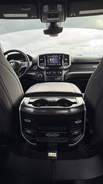 RAM 1500 Big Horn Crew Cab SWB 4WD 2021