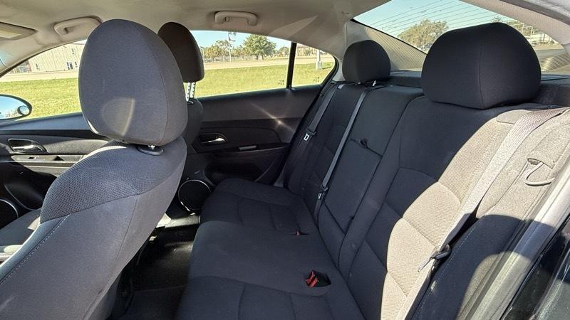 Chevrolet Cruze 1LT 2012