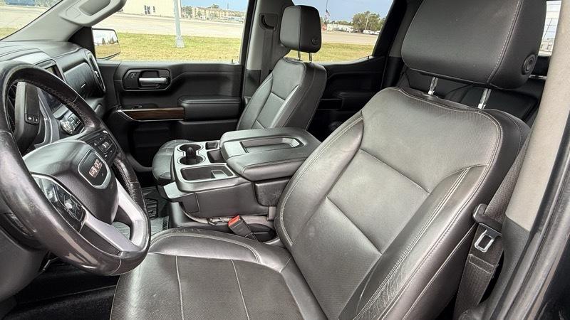 GMC Sierra 1500 SLT Crew Cab 4WD 2020