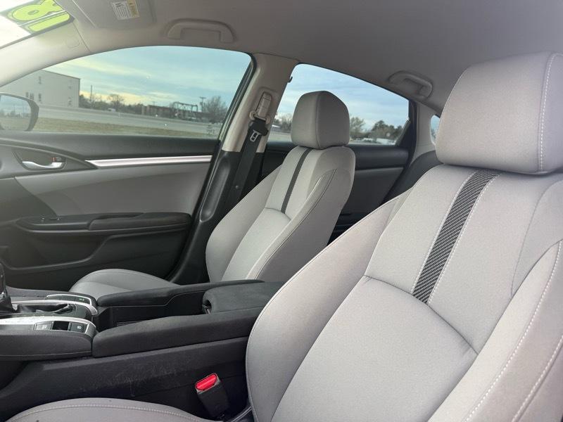 Honda Civic LX Sedan CVT 2018