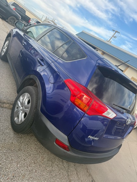 Toyota RAV4 LE AWD 2015