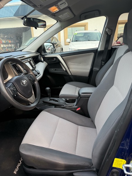 Toyota RAV4 LE AWD 2015