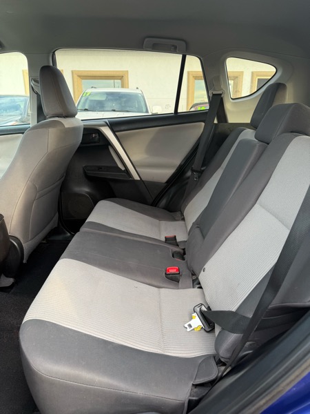 Toyota RAV4 LE AWD 2015