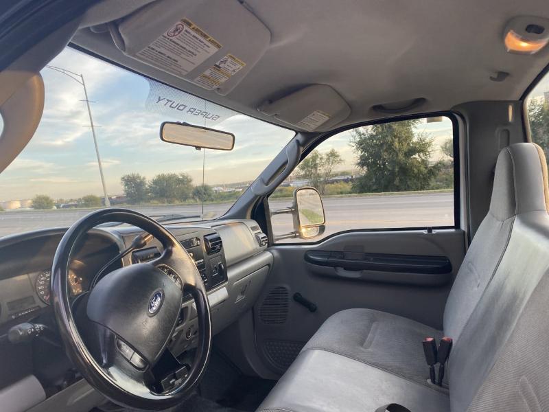 Ford F-350 SD XLT 2WD DRW 2006