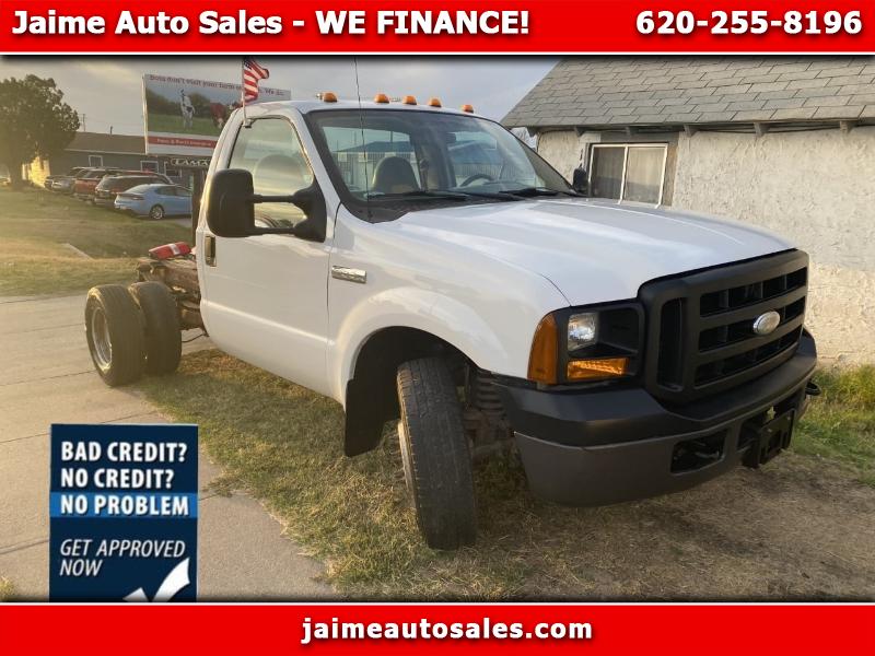2006 Ford F-350 Super Duty Chassis Cab XLT