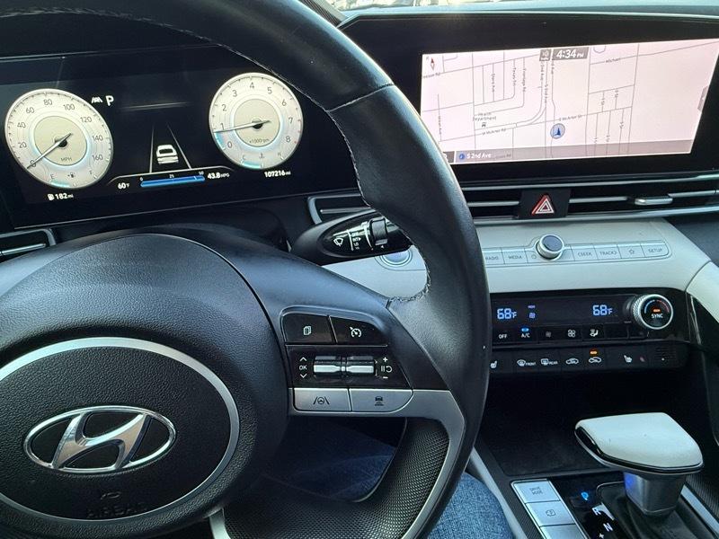 Hyundai Elantra Limited 2021