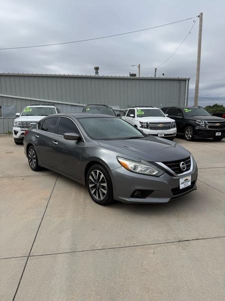 Nissan Altima 2.5 SV 2017