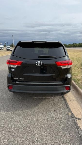 Toyota Highlander LE FWD I4 2017