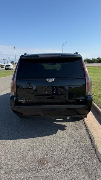 Cadillac Escalade Platinum 4WD 2015