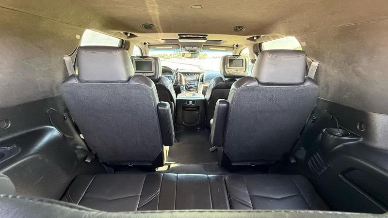 Cadillac Escalade Platinum 4WD 2015