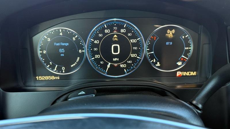 Cadillac Escalade Platinum 4WD 2015