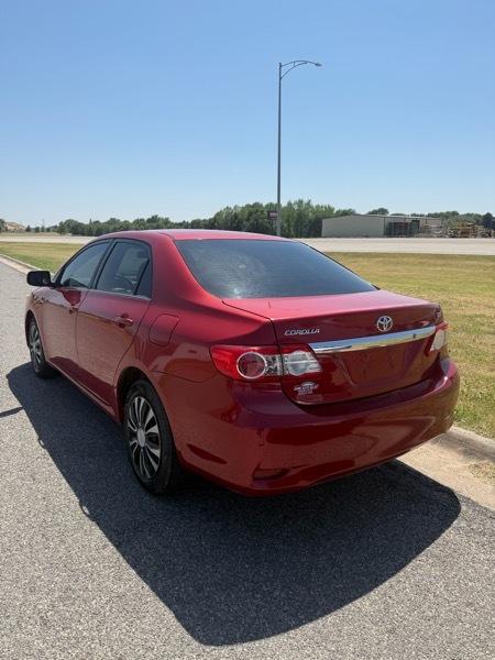 Toyota Corolla LE 2013