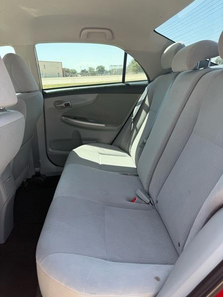 Toyota Corolla LE 2013