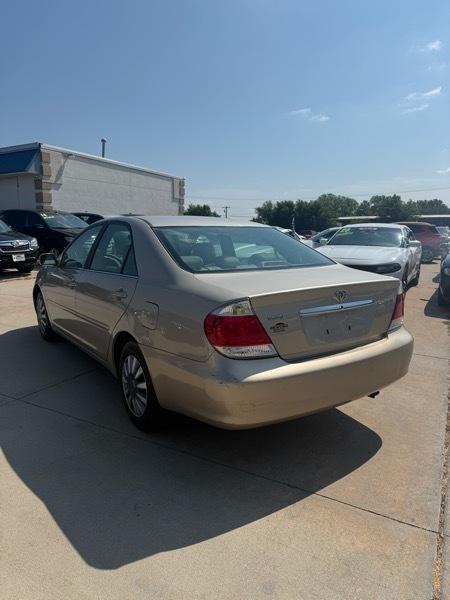 Toyota Camry LE 2006