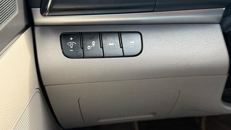 Hyundai Elantra Automatic 2020