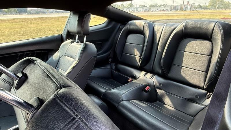 Ford Mustang EcoBoost Coupe 2015