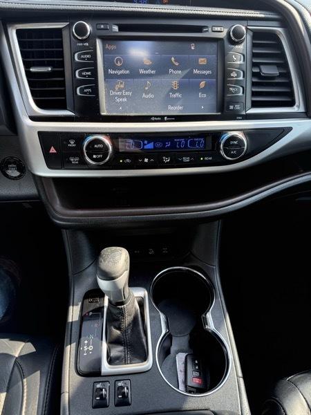 Toyota Highlander XLE AWD V6 2015
