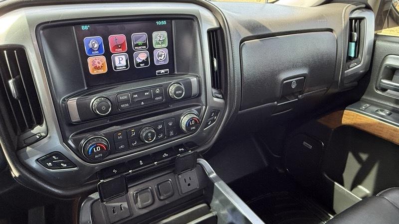 Chevrolet Silverado 1500 LTZ Crew Cab 4WD 2016