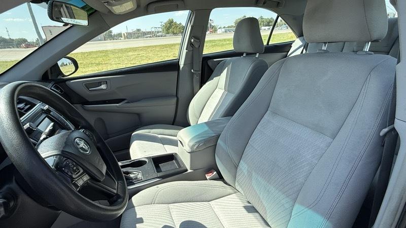 Toyota Camry SE 2015