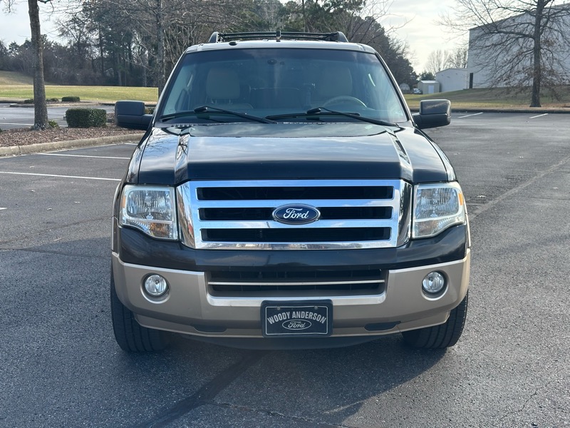 Ford Expedition 4dr XLT 2011