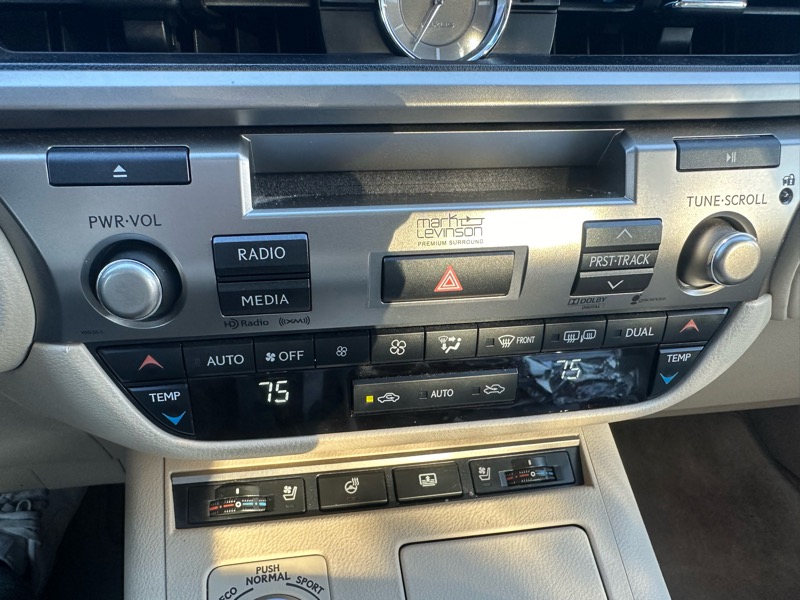 Lexus ES 350 Sedan 2014