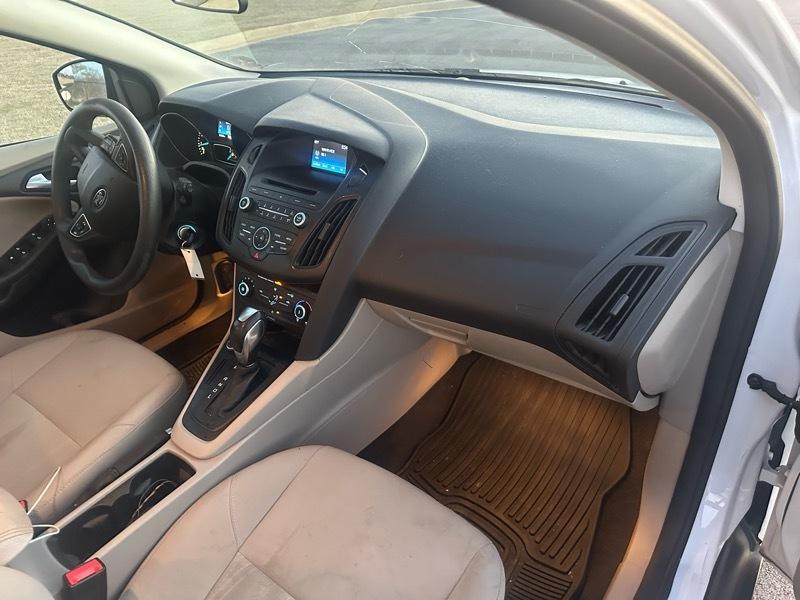 Ford Focus SE Hatch 2016