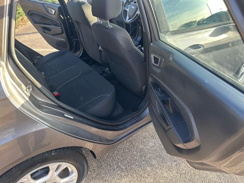 Ford Fiesta SE Hatchback 2014