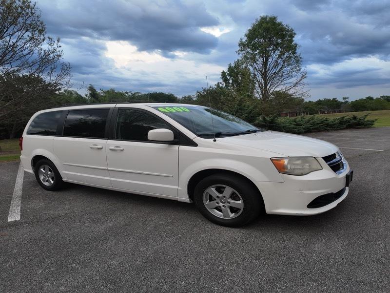 Dodge Grand Caravan SXT 2012